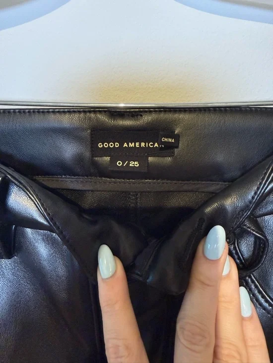 Good American Black Faux Leather Pants - Picture 3 of 5